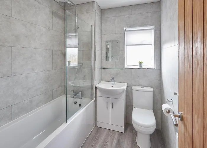 Host&stay - Badgers * Brotton